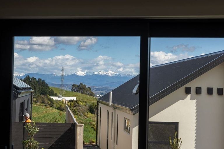 Photo of property in 1 Hill Tops Way, Stoke, Nelson, 7011