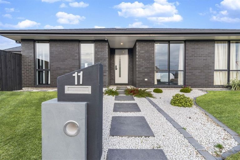 Photo of property in 11 Broadway Parade, Rolleston, 7615