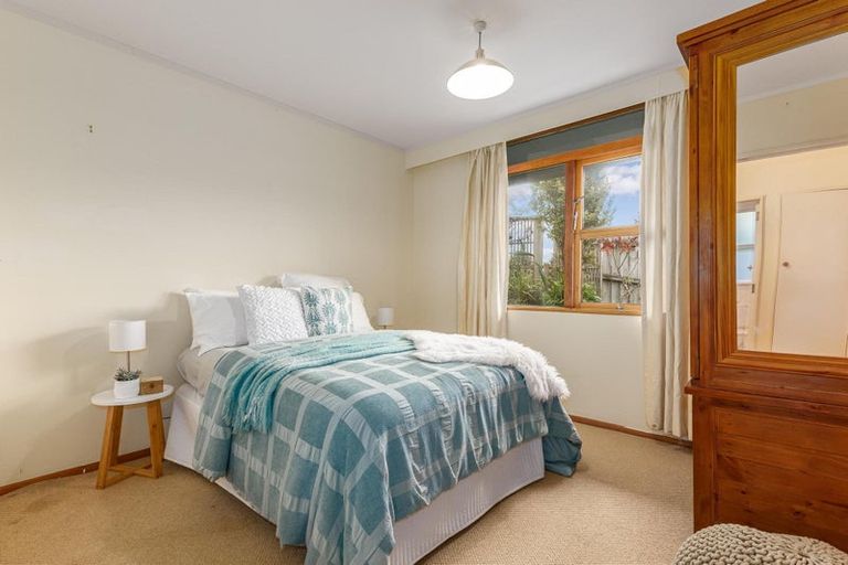 Photo of property in 9 Toenga Road, Pukerua Bay, 5026