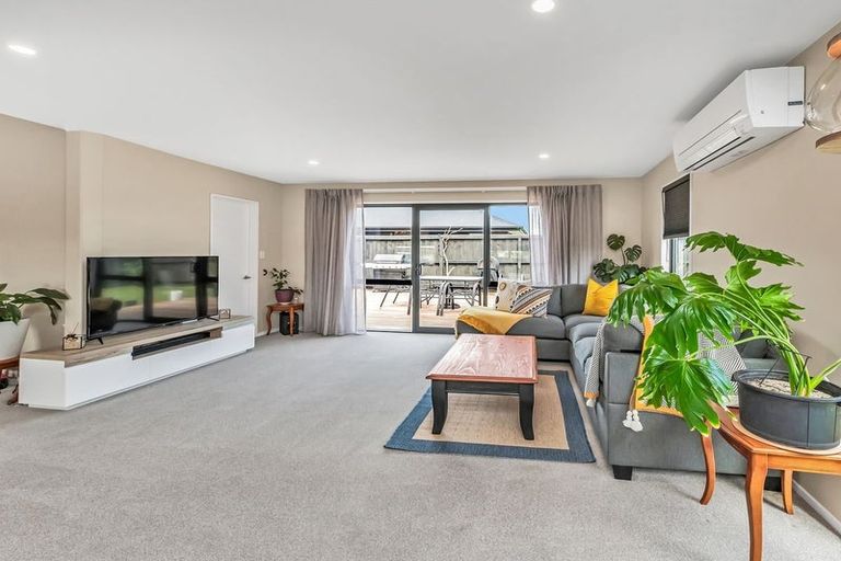 Photo of property in 16 Munro Lane, Rolleston, 7615