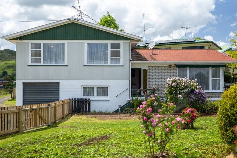 Photo of property in 2 Bennett Street, Paeroa, 3600