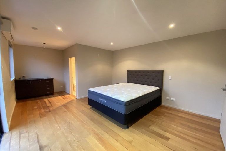 Photo of property in 42 Rere Road, Lake Hayes, Queenstown, 9304