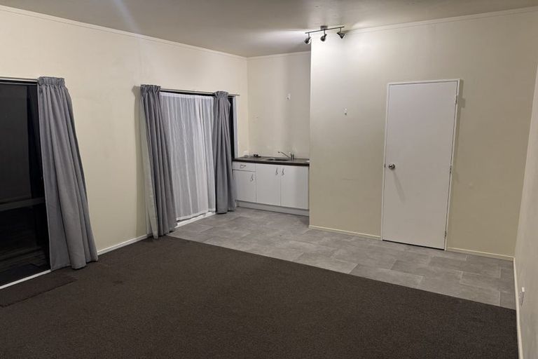 Photo of property in 15 South Avenue, Kaukapakapa, 0871