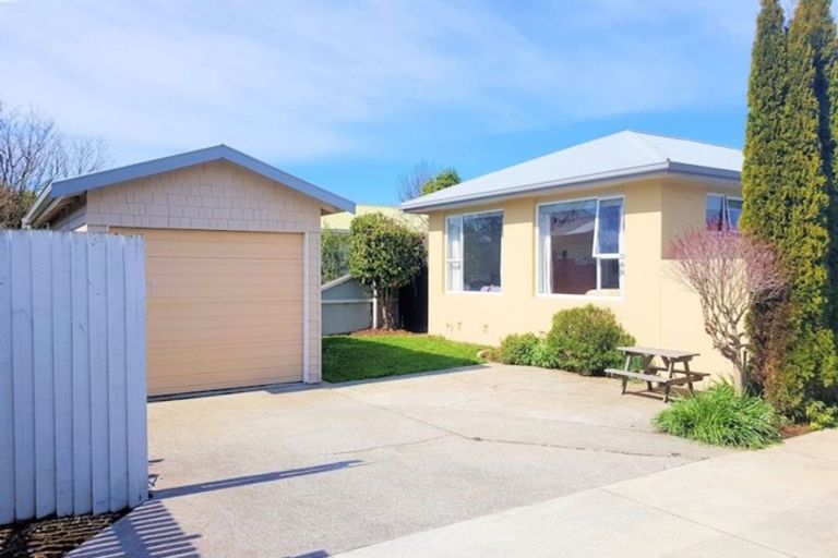 Photo of property in 2/73 Dunbars Road, Halswell, Christchurch, 8025