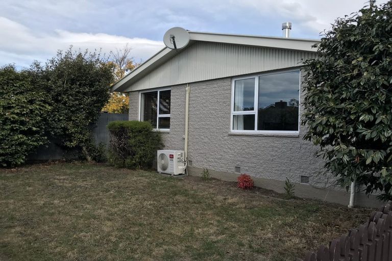 Photo of property in 33 Fern Drive, Halswell, Christchurch, 8025