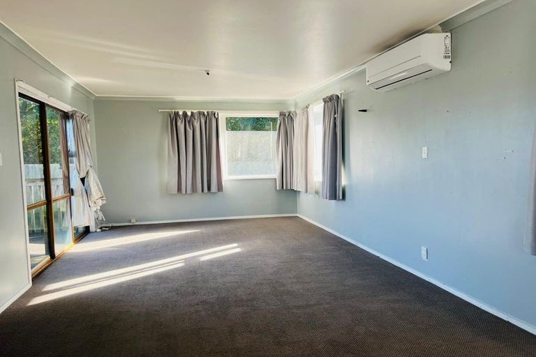 Photo of property in 28 Cargill Street, Papakura, 2110