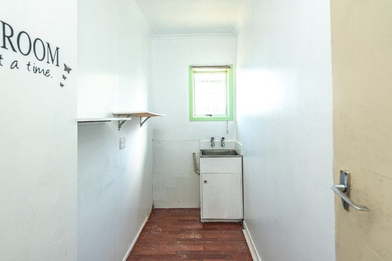 Photo of property in 65 Swiss Avenue, Gonville, Whanganui, 4501