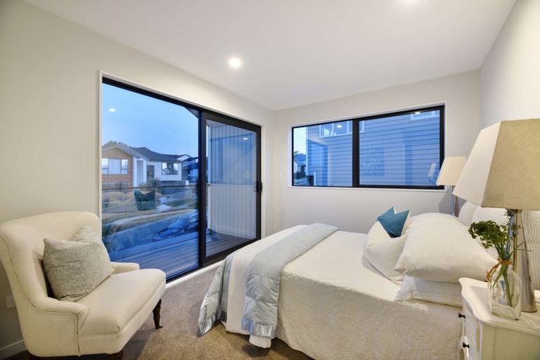 Photo of property in 39 Pacific Heights Road, Orewa, 0931