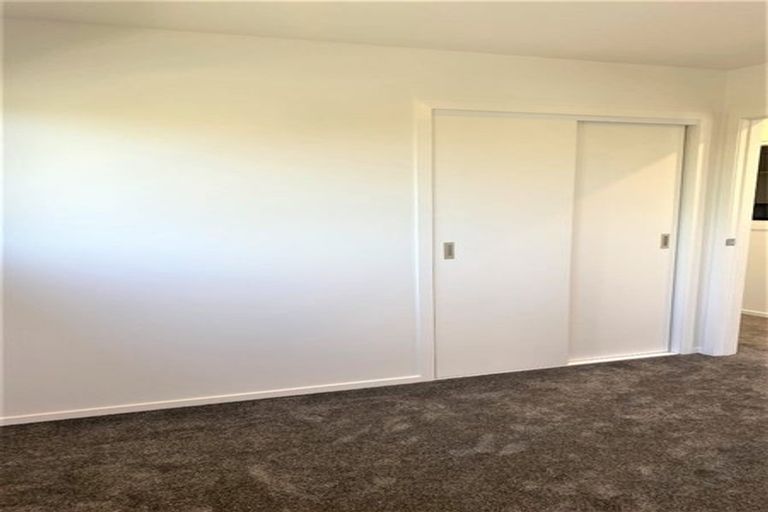 Photo of property in 2 Collingwood Street, Waterloo, Lower Hutt, 5011
