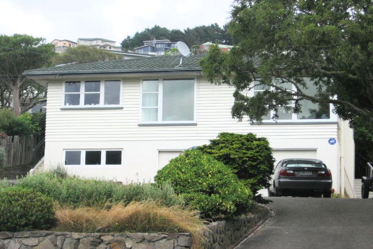 Photo of property in 35 Silverstream Road, Crofton Downs, Wellington, 6035