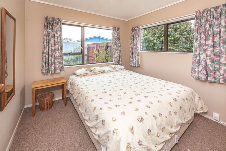 Photo of property in 2 Ash Place, Aramoho, Whanganui, 4500