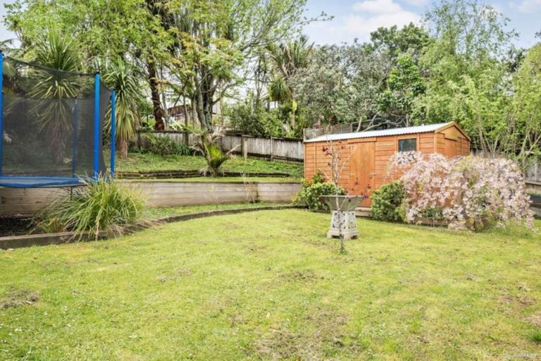 Photo of property in 7 Wyoming Avenue, Murrays Bay, Auckland, 0630