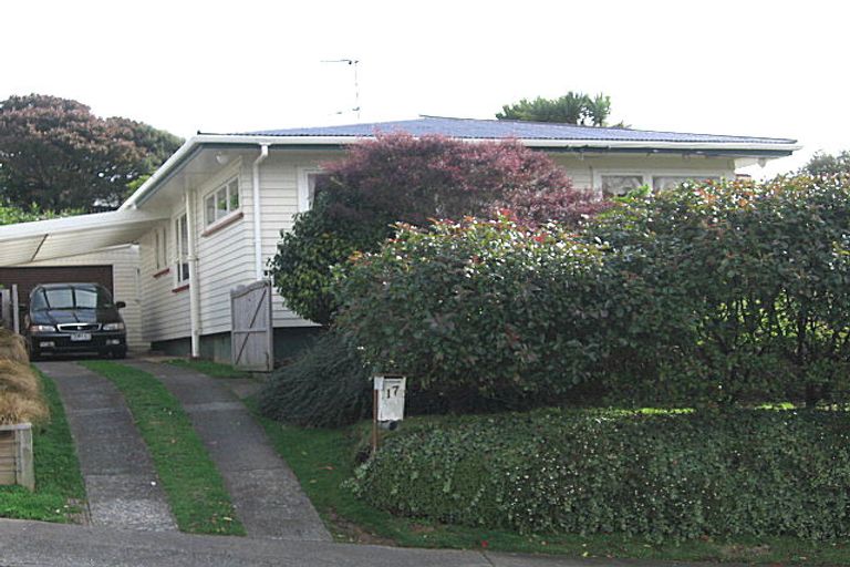 Photo of property in 17 Mark Avenue, Paparangi, Wellington, 6037