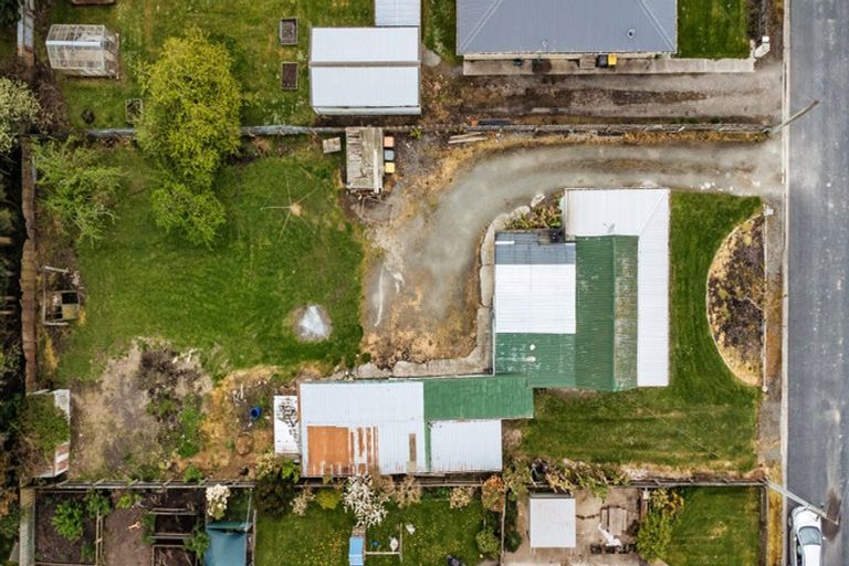 Photo of property in 10 Burns Street, Milton, 9220