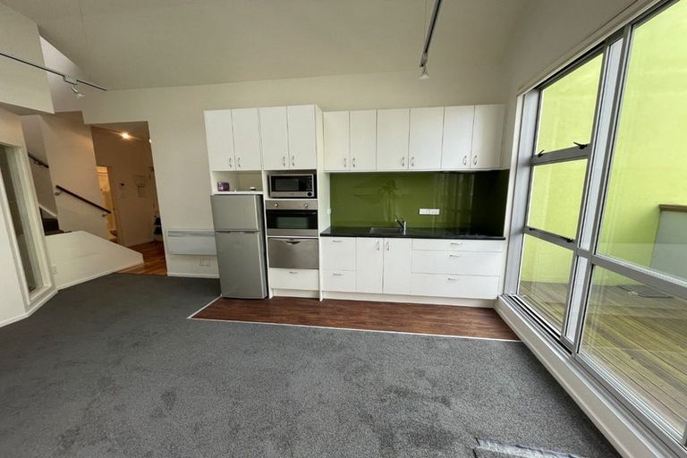 Photo of property in Edward Street Apartments, 53/3 Edward Street, Te Aro, Wellington, 6011