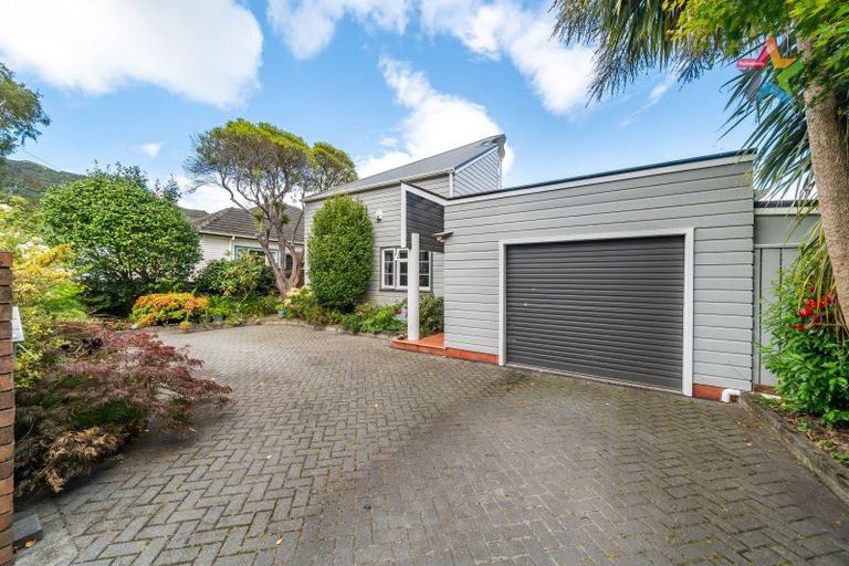 Photo of property in 64 Wyndrum Avenue, Waterloo, Lower Hutt, 5011