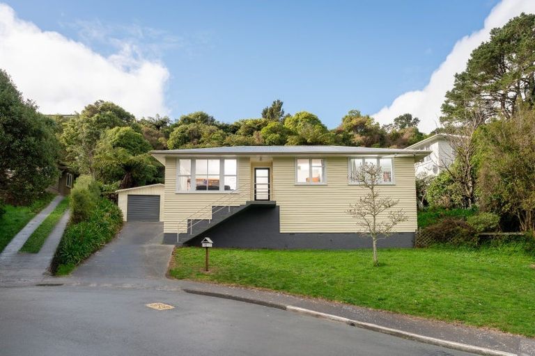 Photo of property in 12 Tobruk Street, Karori, Wellington, 6012