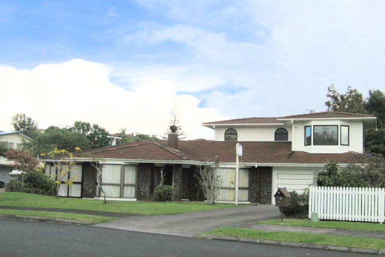 Photo of property in 16 Markham Place, Bucklands Beach, Auckland, 2012