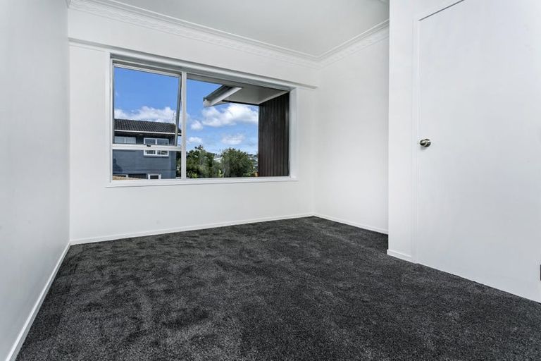 Photo of property in 1/169 Forrest Hill Road, Forrest Hill, Auckland, 0620