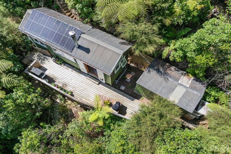 Photo of property in 159 Pinehaven Road, Pinehaven, Upper Hutt, 5019