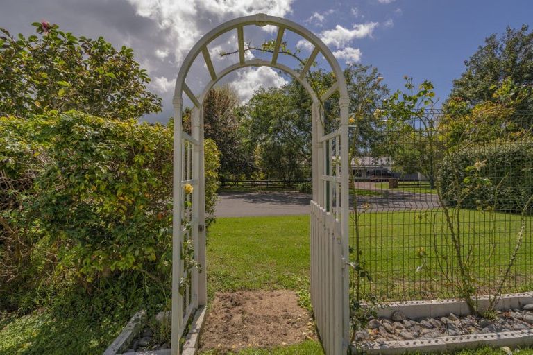 Photo of property in 17 Seascape Avenue, Whitianga, 3510