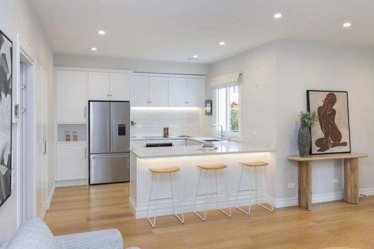 Photo of property in 3 John Britten Lane, Riccarton, Christchurch, 8011