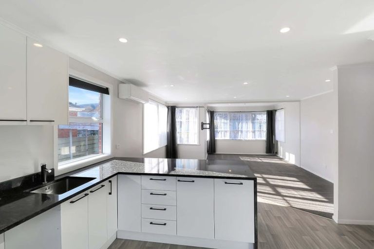 Photo of property in 50 Seddon Street, Naenae, Lower Hutt, 5011