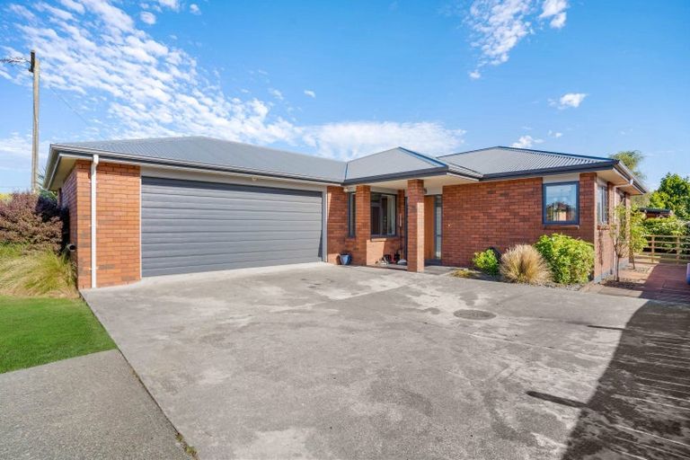 Photo of property in 6 Queen Street, Winton, 9720