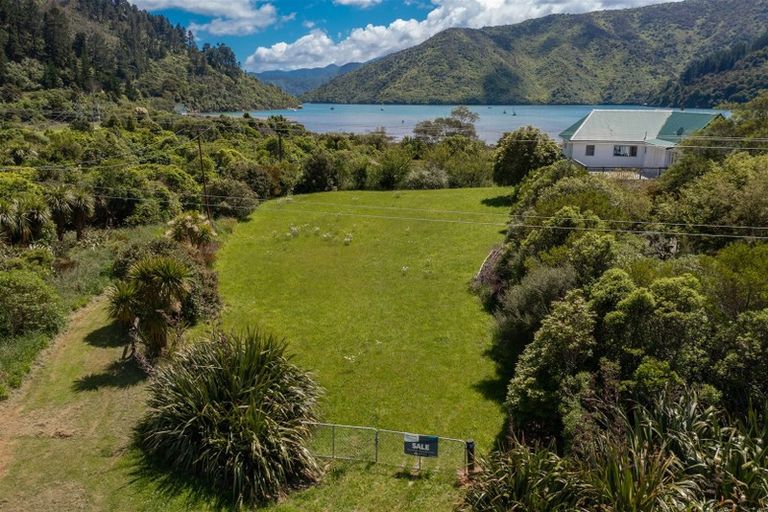 Photo of property in 571 Port Underwood Road, Whatamango Bay, Picton, 7281