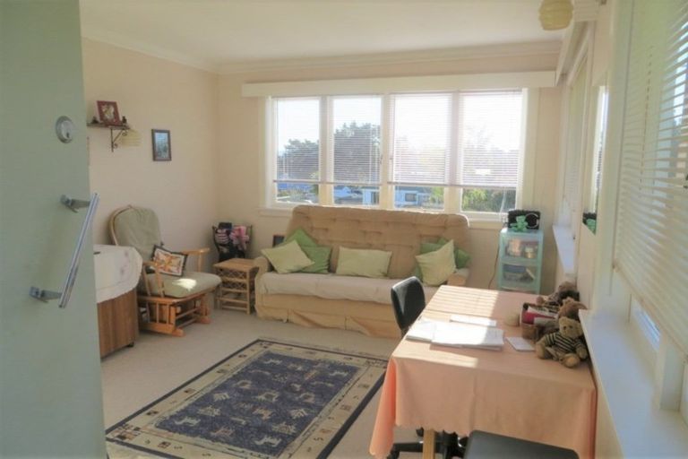 Photo of property in 8 Brick Street, Te Aroha, 3320