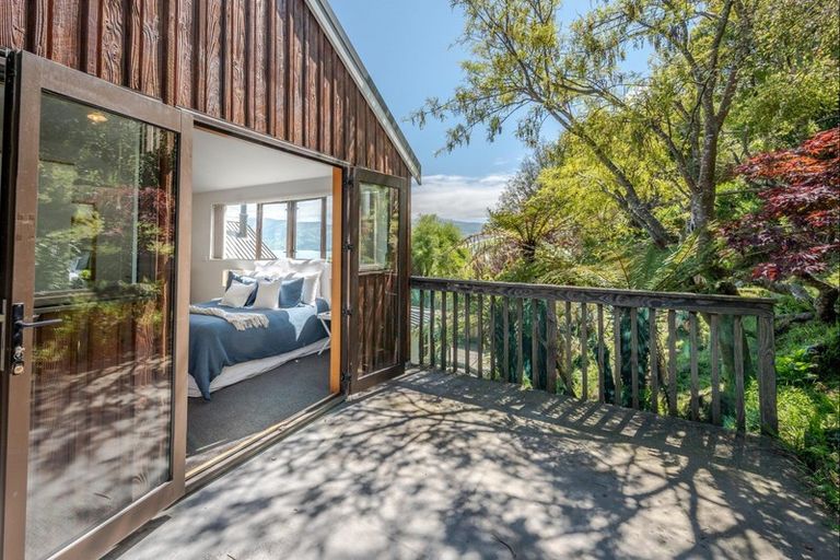 Photo of property in 19 Settlers Hill, Akaroa, 7520