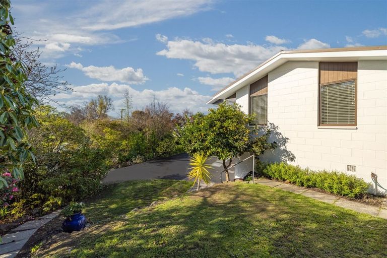 Photo of property in 237 Fifield Terrace, Opawa, Christchurch, 8023