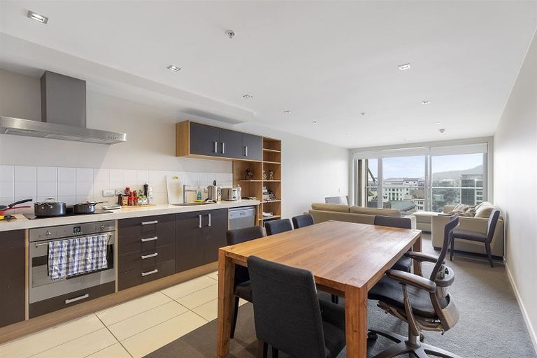 Photo of property in Monument Apartments, 8g/245 Wakefield Street, Te Aro, Wellington, 6011