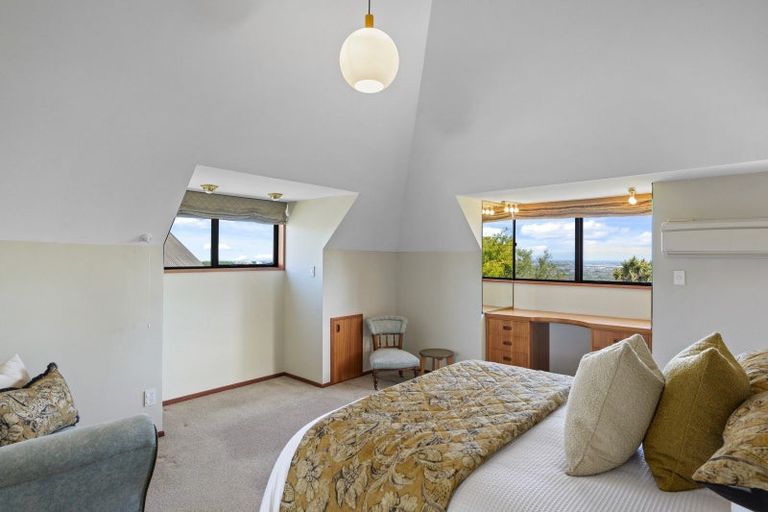 Photo of property in 7 Kiteroa Place, Cashmere, Christchurch, 8022