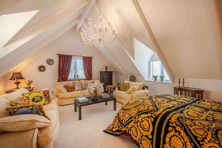 Photo of property in 6890 Christchurch Akaroa Road, Takamatua, 7581