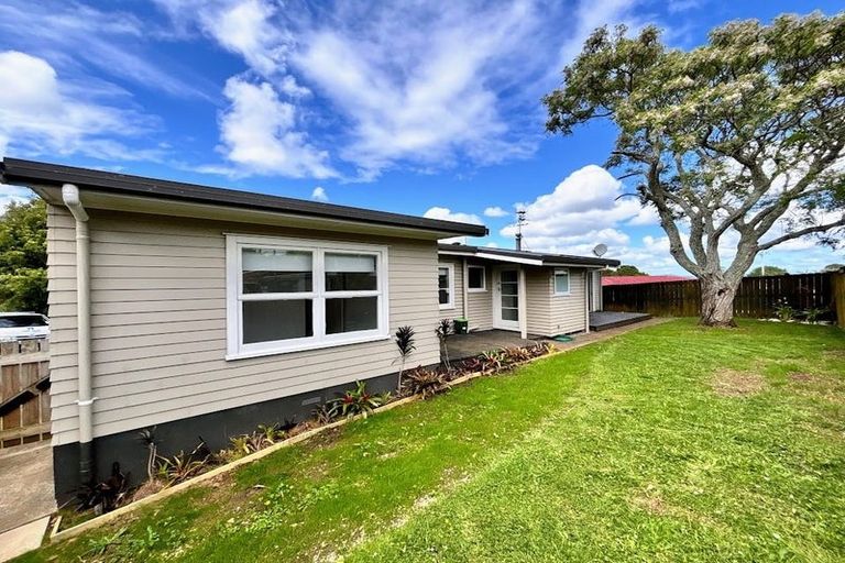 Photo of property in 2/8 Rimu Road, Manurewa, Auckland, 2102