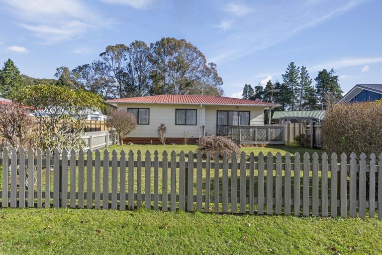 Photo of property in 45a Aquarius Drive, Kawaha Point, Rotorua, 3010