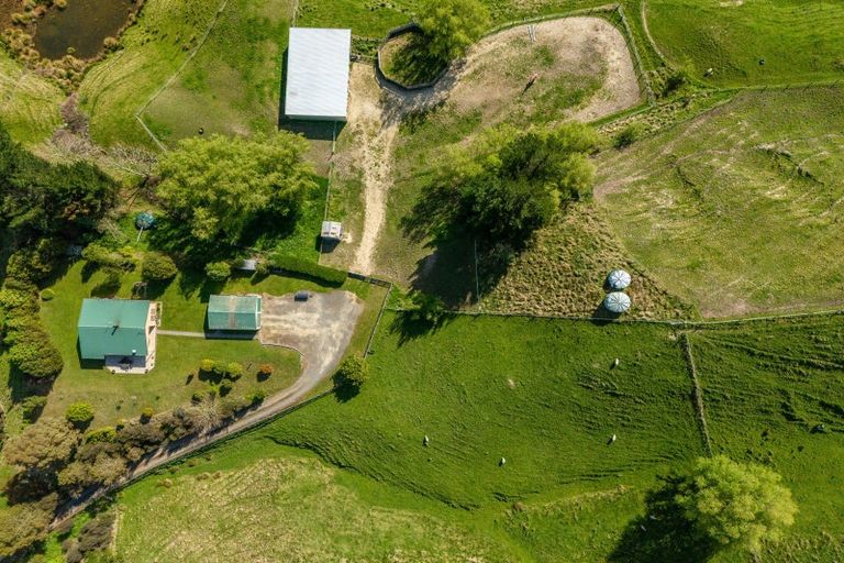 Photo of property in 222 Mackenzie Road, Kahuranaki, Havelock North, 4295