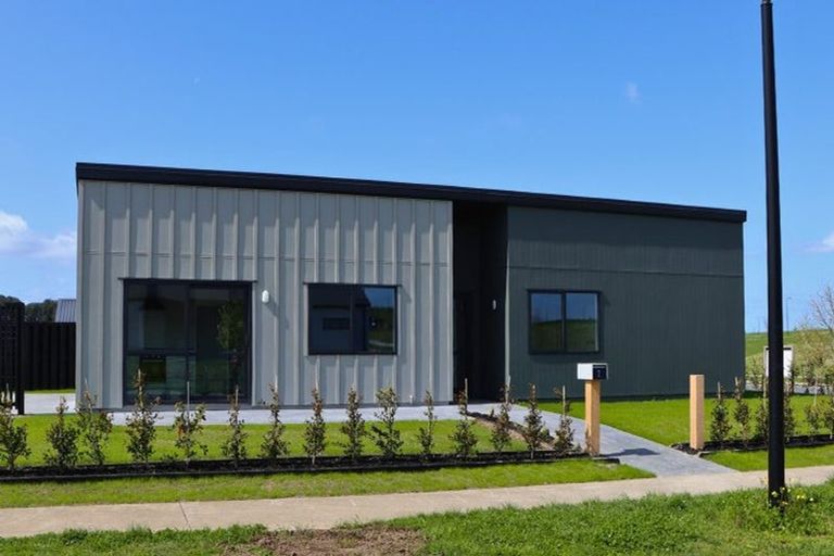 Photo of property in 2 Panewaka Street, Te Kauwhata, 3710