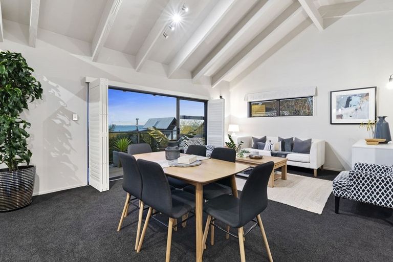 Photo of property in 2/13 Muritai Road, Milford, Auckland, 0620