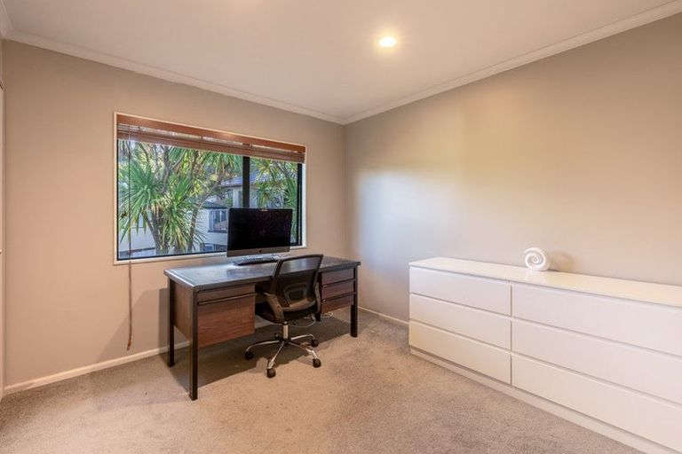 Photo of property in 32 Ian Sage Avenue, Torbay, Auckland, 0630