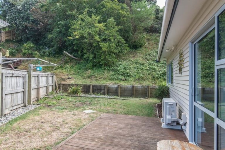 Photo of property in 15 Kennedy Place, Waikanae Beach, Waikanae, 5036