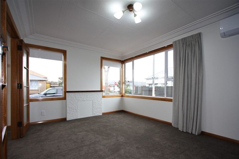 Photo of property in 182 Oxford Street, South Dunedin, Dunedin, 9012