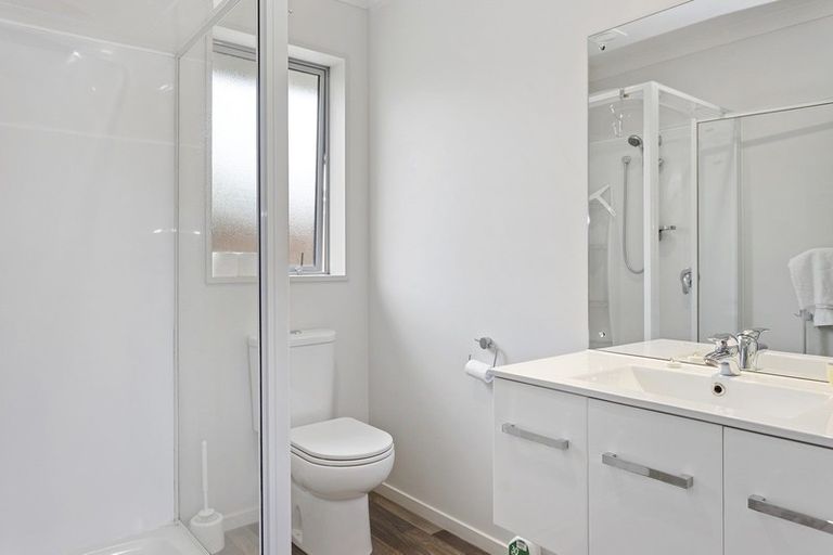 Photo of property in 5 Haydon Place, Amberley, 7410