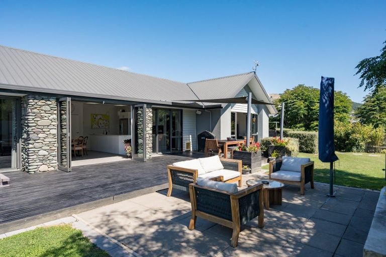 Photo of property in 2 Ashfield Place, Richmond, 7020