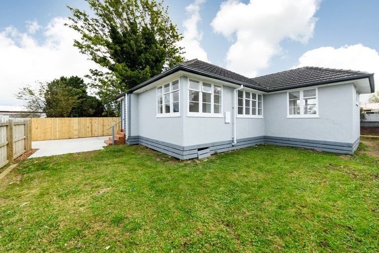 Photo of property in 19a Clyde Crescent, Roslyn, Palmerston North, 4414