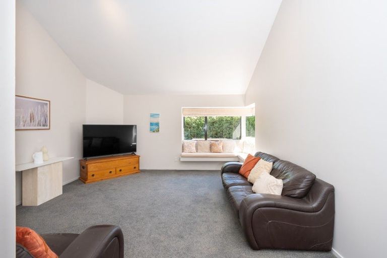 Photo of property in 7 Penlington Place, Havelock North, 4130