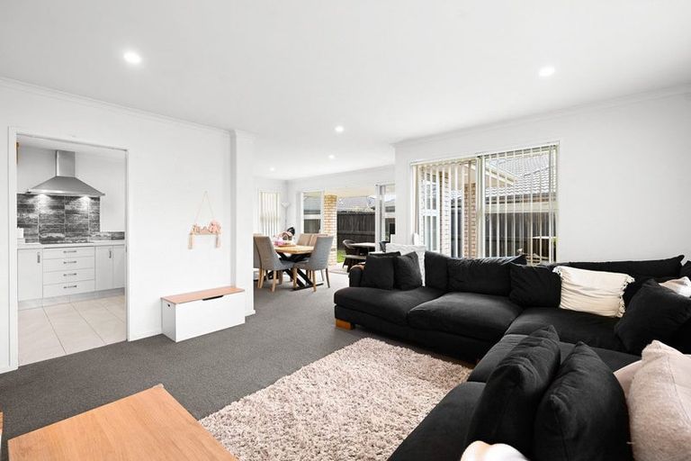 Photo of property in 22 Ladeira Place, Fitzroy, Hamilton, 3206