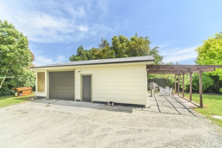 Photo of property in 8 Flower Street, Bulls, 4818