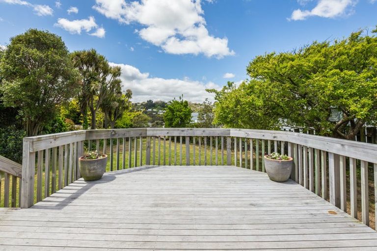 Photo of property in 408 Warspite Avenue, Ascot Park, Porirua, 5024